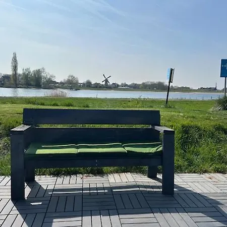 Bloemert Aan De Maas