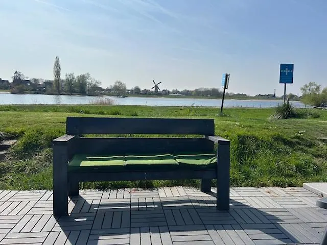 Bloemert Aan De Maas