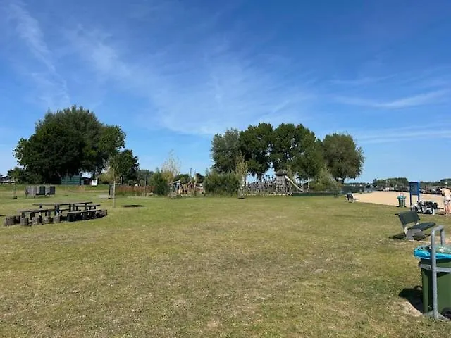 Bloemert Aan De Maas Parque de vacaciones *