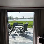 Bloemert Aan De Maas Semesterpark Aalst