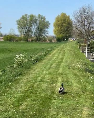 ホリデーパーク Bloemert Aan De Maas